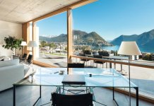 Designer Fashion Show Kicks off with Great Success at Variety